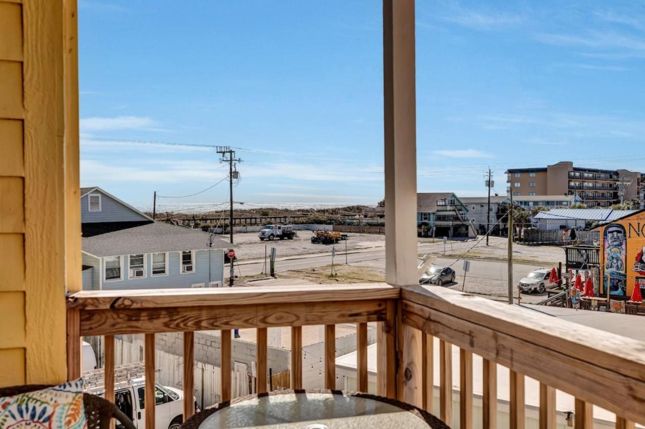 Going Coastal In Beach Harbour Holiday home