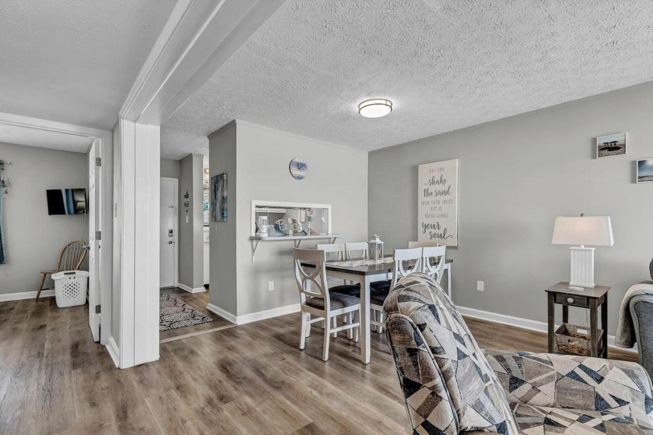 Going Coastal In Beach Harbour Holiday home
