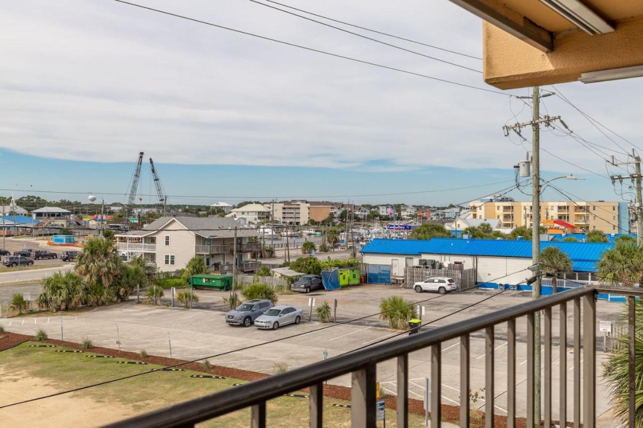 Holiday home Book With Brooki By The And Boardwalk Carolina Beach