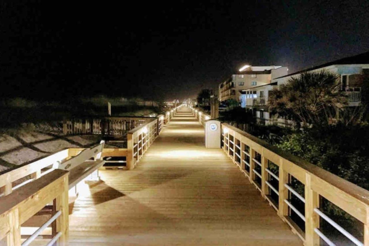 Book With Brooki By The And Boardwalk Holiday home