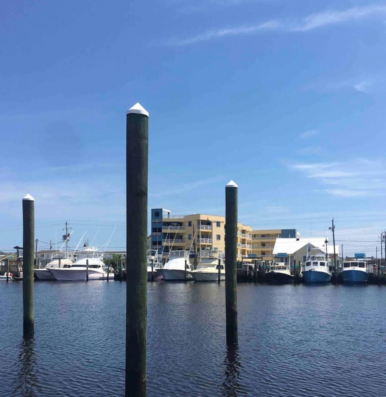 Seas The Day With Fantastic Marina Views Holiday home Carolina Beach