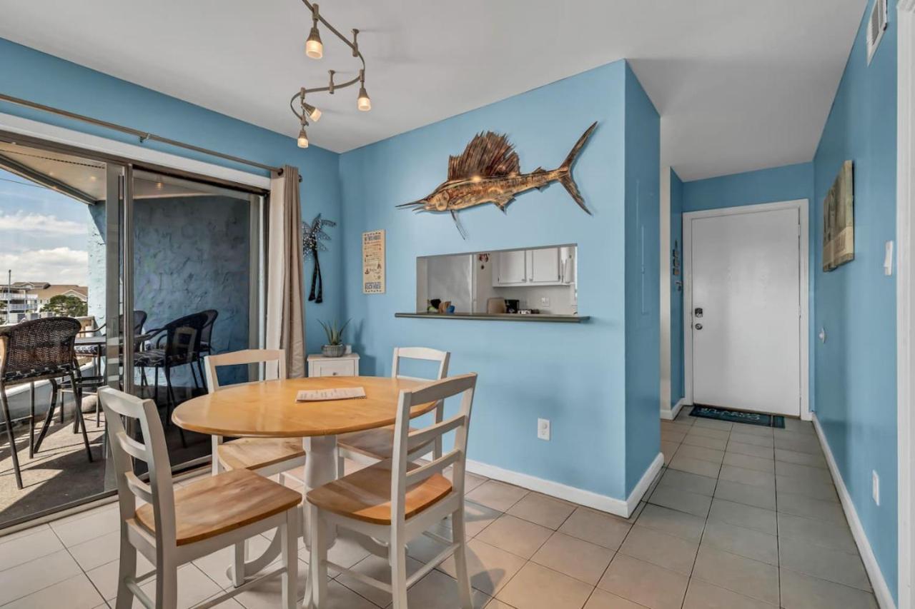 Seas The Day With Fantastic Marina Views Holiday home