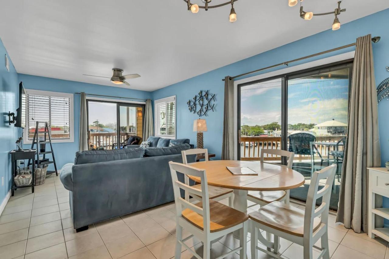 Seas The Day With Fantastic Marina Views