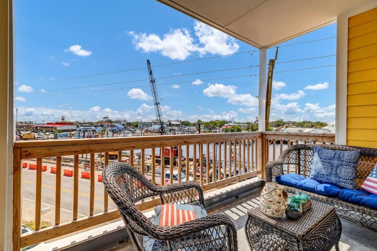 Holiday home Seas The Day With Fantastic Marina Views Carolina Beach