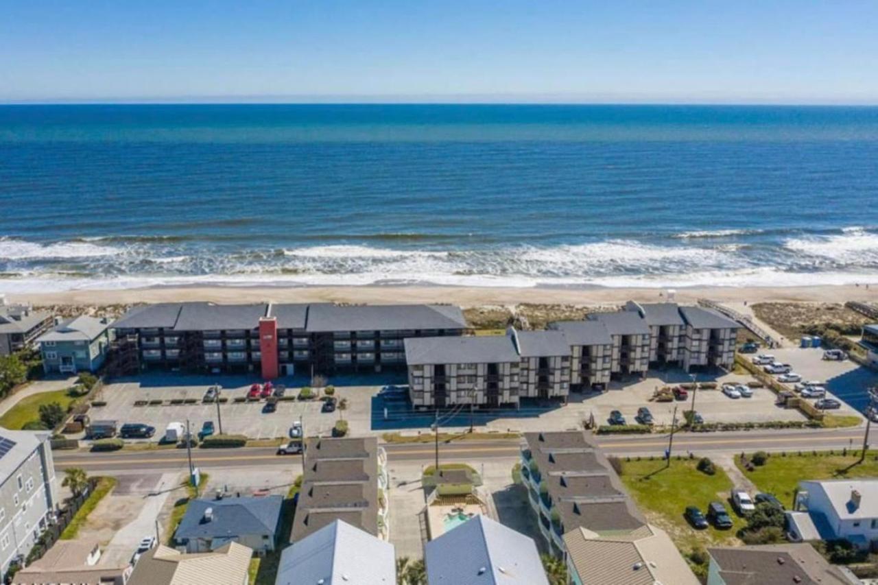 Holiday home Santorini Dreaming At Cb Oceanfront 2 Bdrm With Pool Carolina Beach