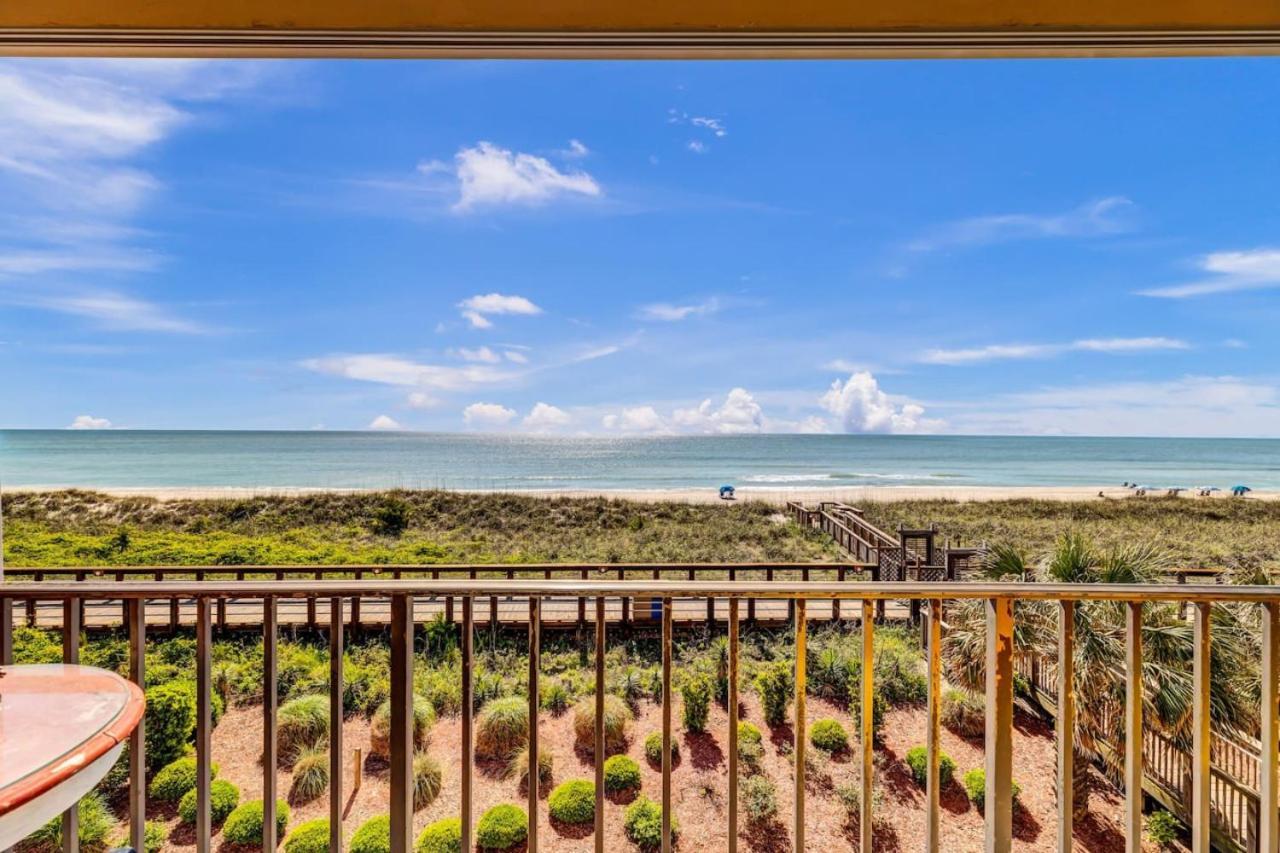 Nautical Oceanside Oasis Sleeps 4 * Carolina Beach