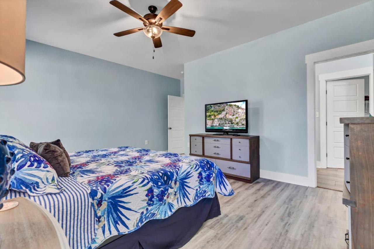 Brand New Ranch Blue Pearl * Carolina Beach