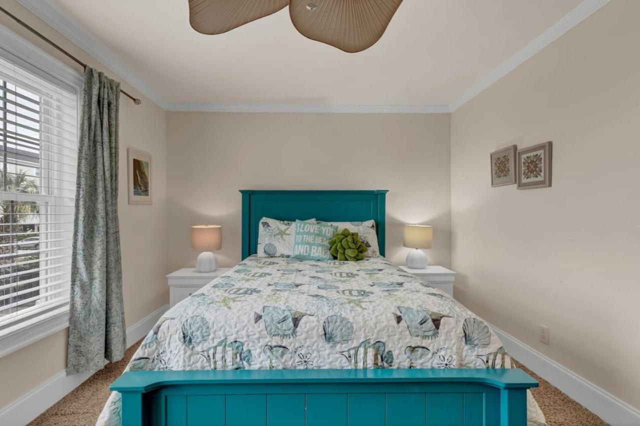 Coastal Escape On Park Holiday home