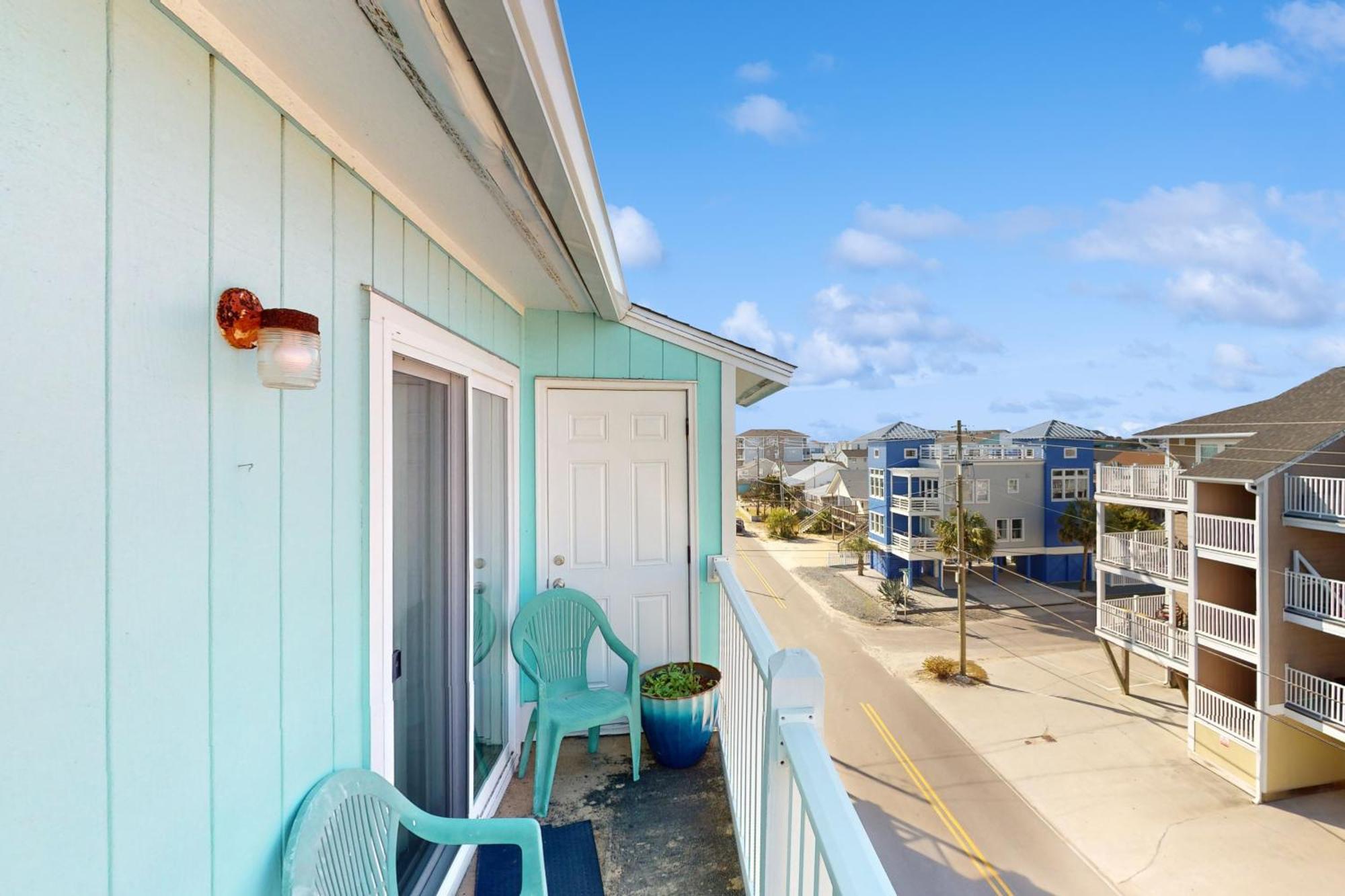 Carolina Beachfront Beauty * Carolina Beach