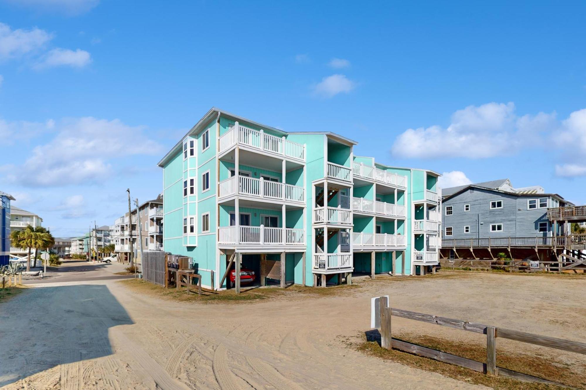 Apartment Carolina Beachfront Beauty *