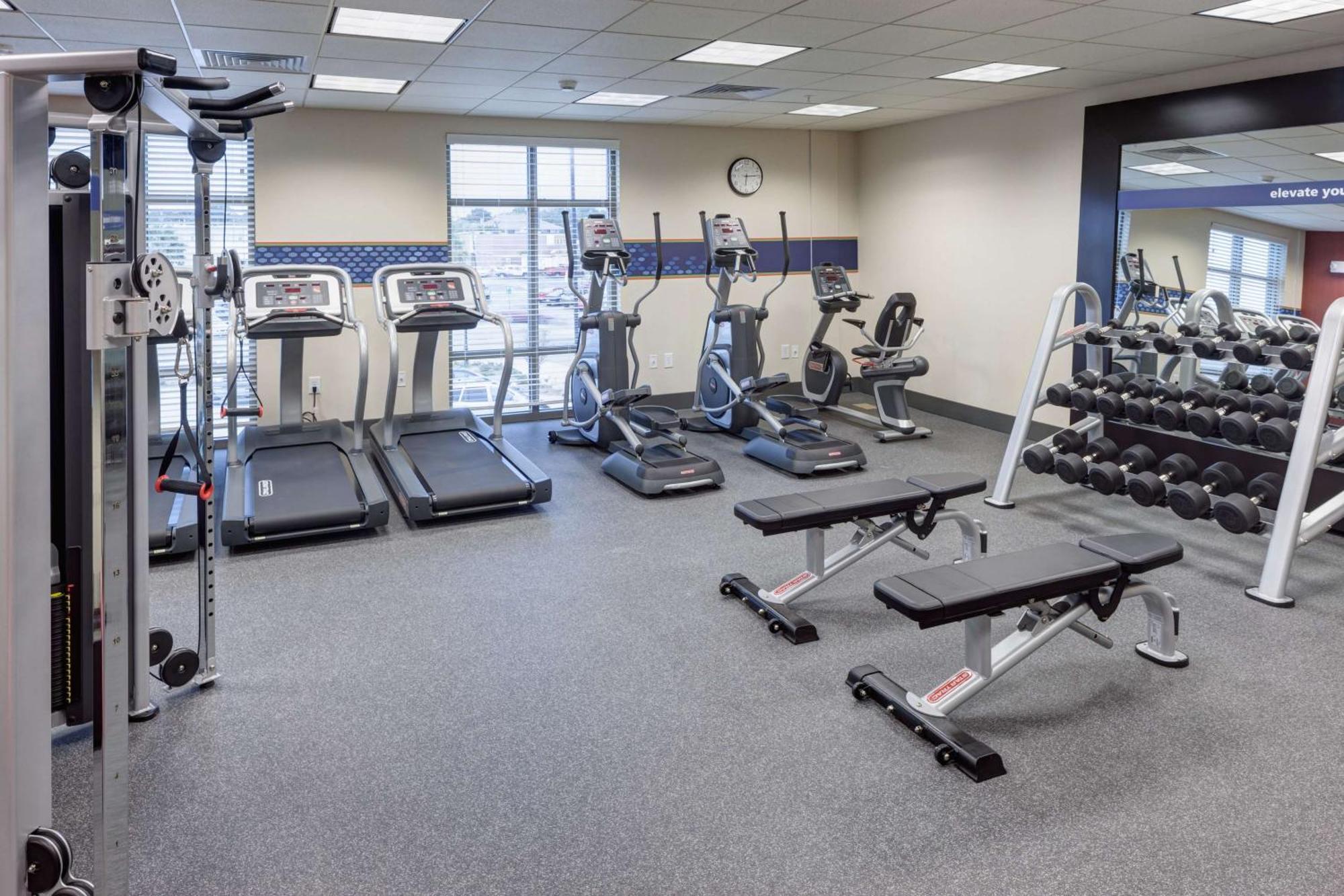 Hampton Inn & Suites By Hilton Carolina Beach Oceanfront Hotel 3*
