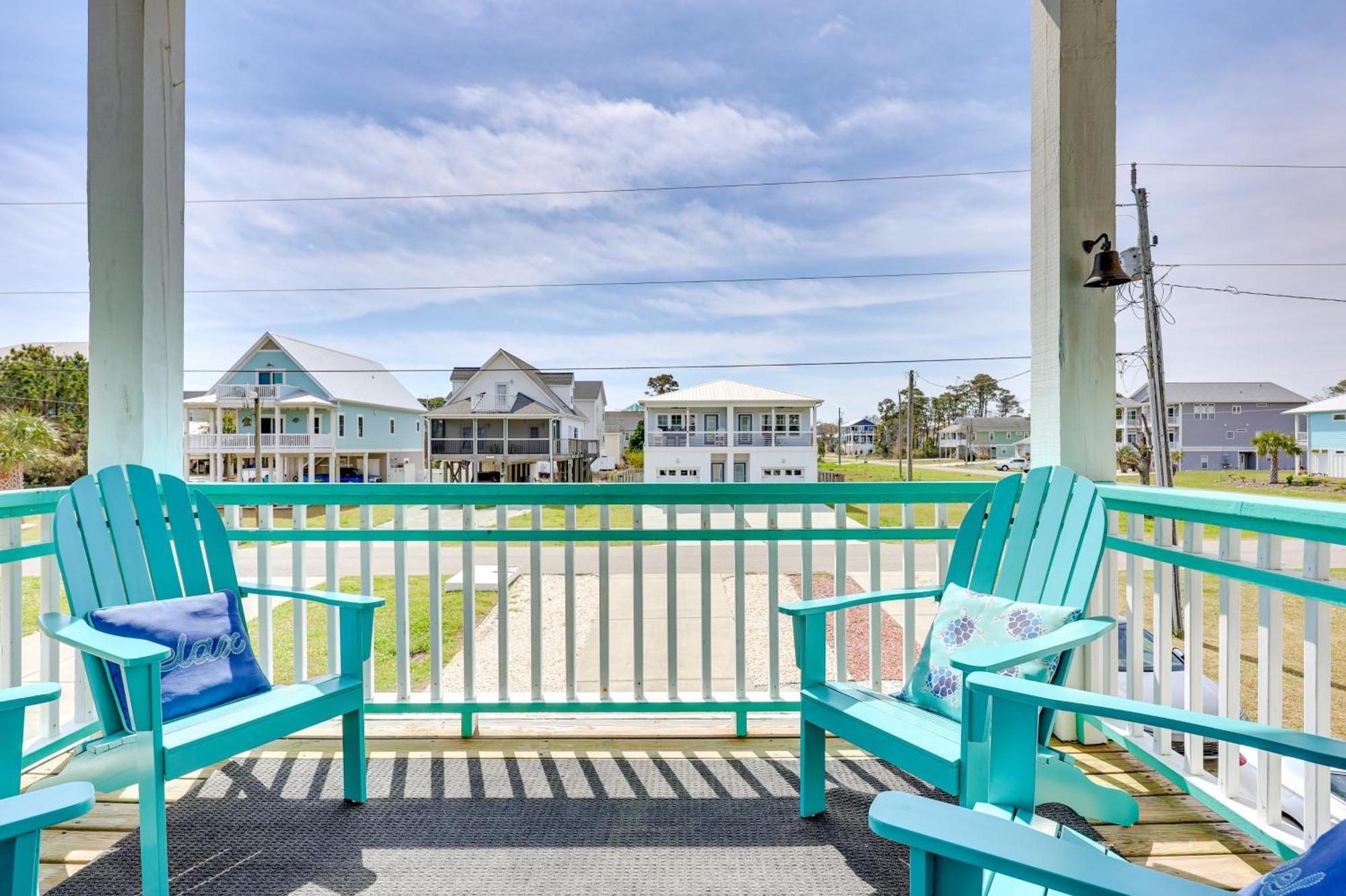 Holiday home Calm Coastal Haven With 2 Balconies Near *