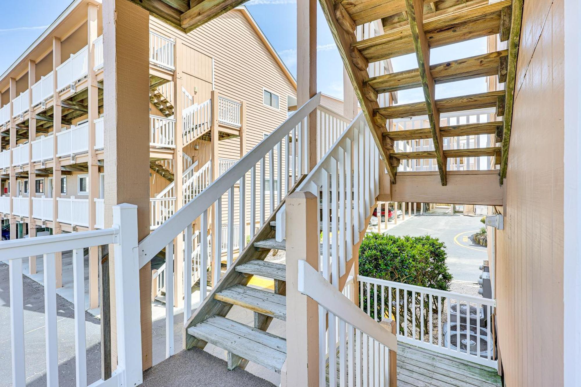 Carolina With Balcony And Ocean Access! Apartment Carolina Beach