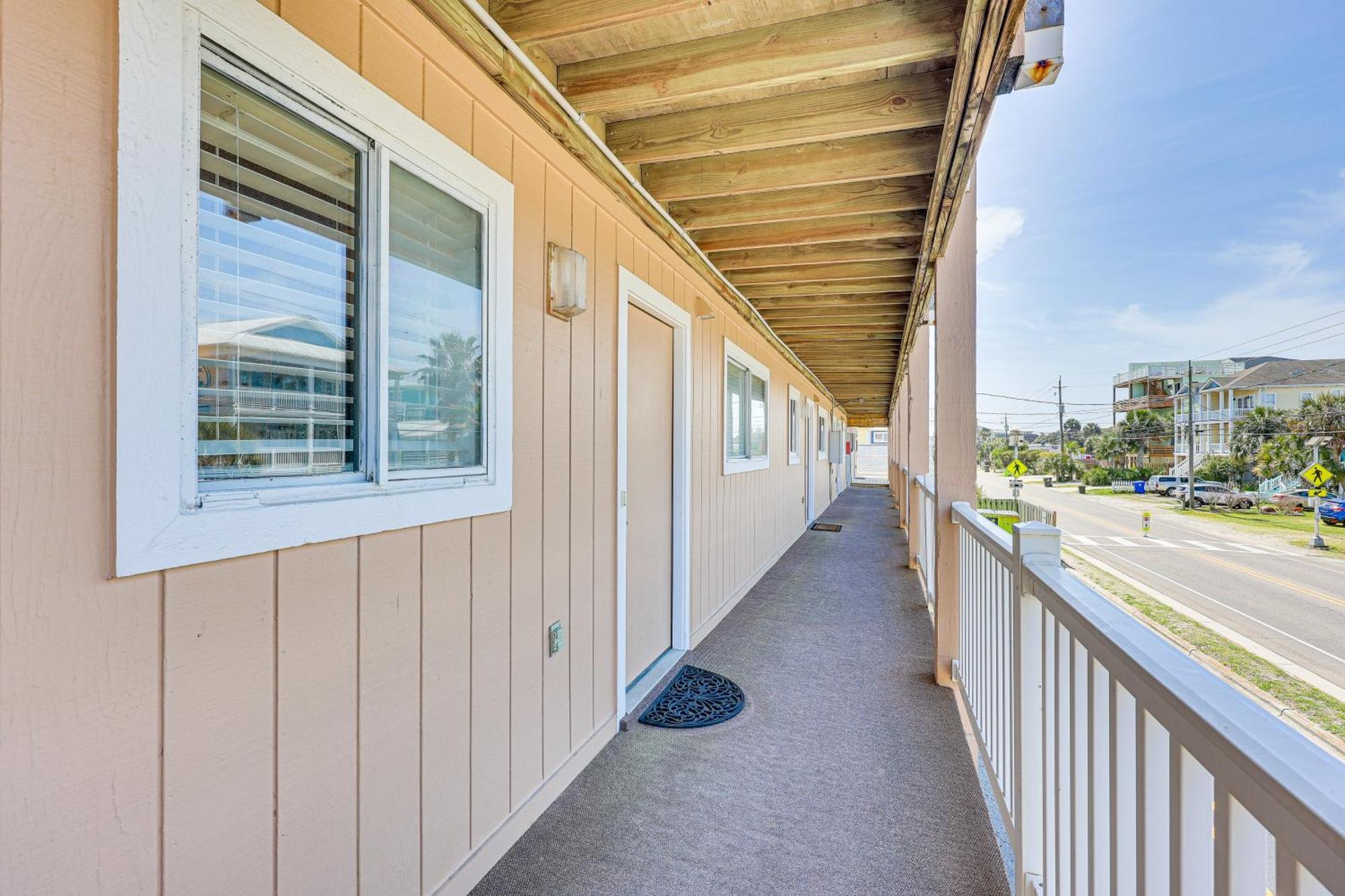Carolina With Balcony And Ocean Access! Apartment *