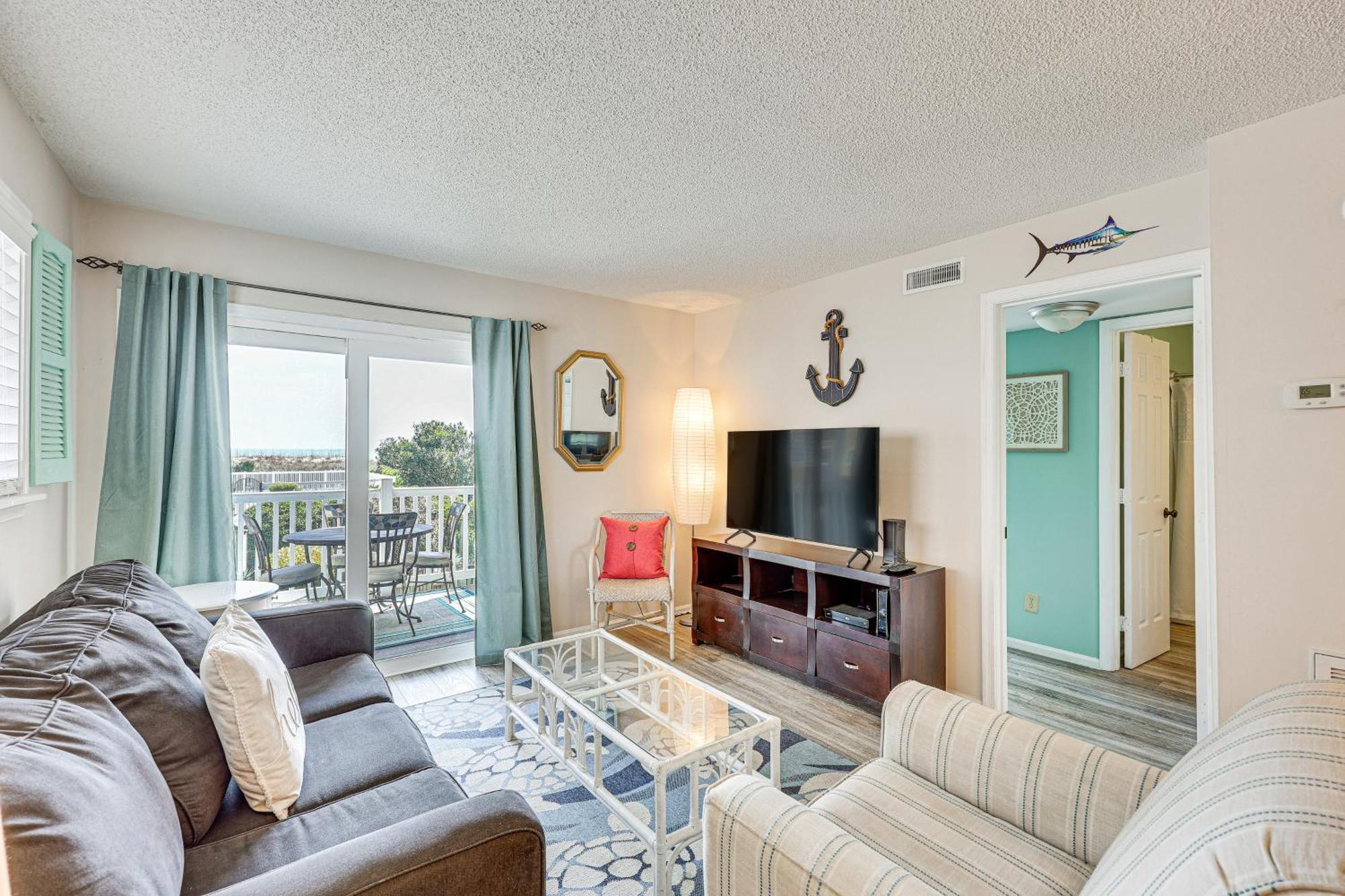 Apartment Carolina With Balcony And Ocean Access! *