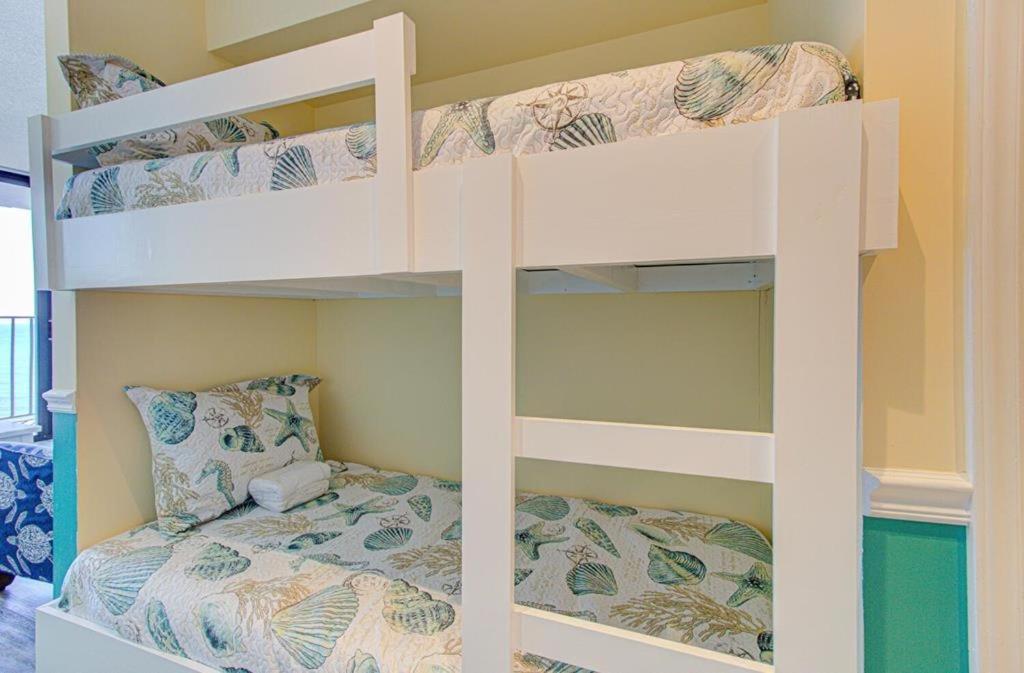 1003 Ocean Breeze Apartment *