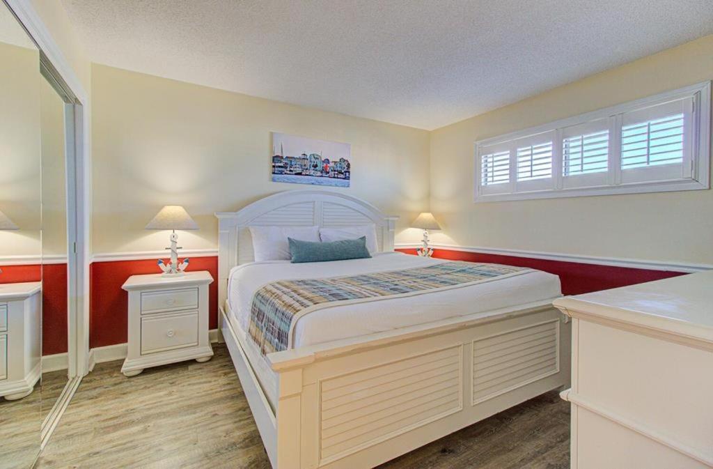 Apartment 1003 Ocean Breeze Carolina Beach