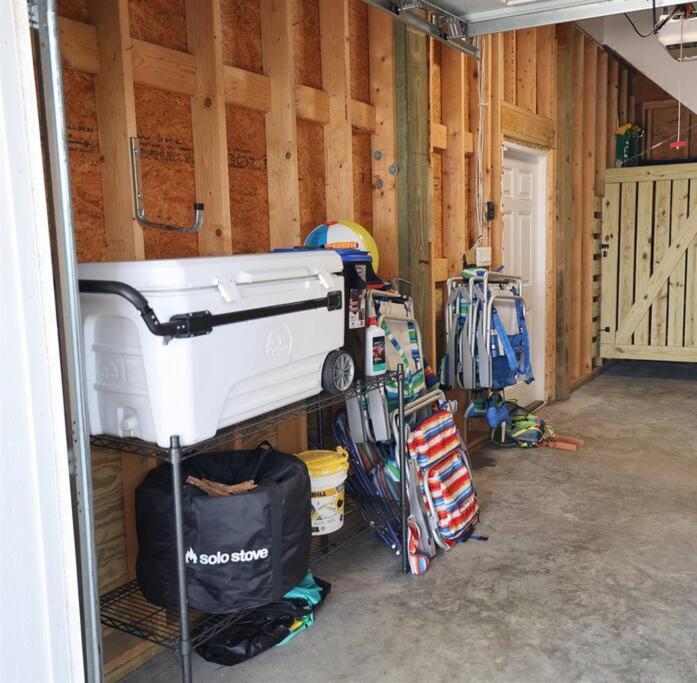 Modern Upscale-house @ Lake-golf Cart Rental-ev