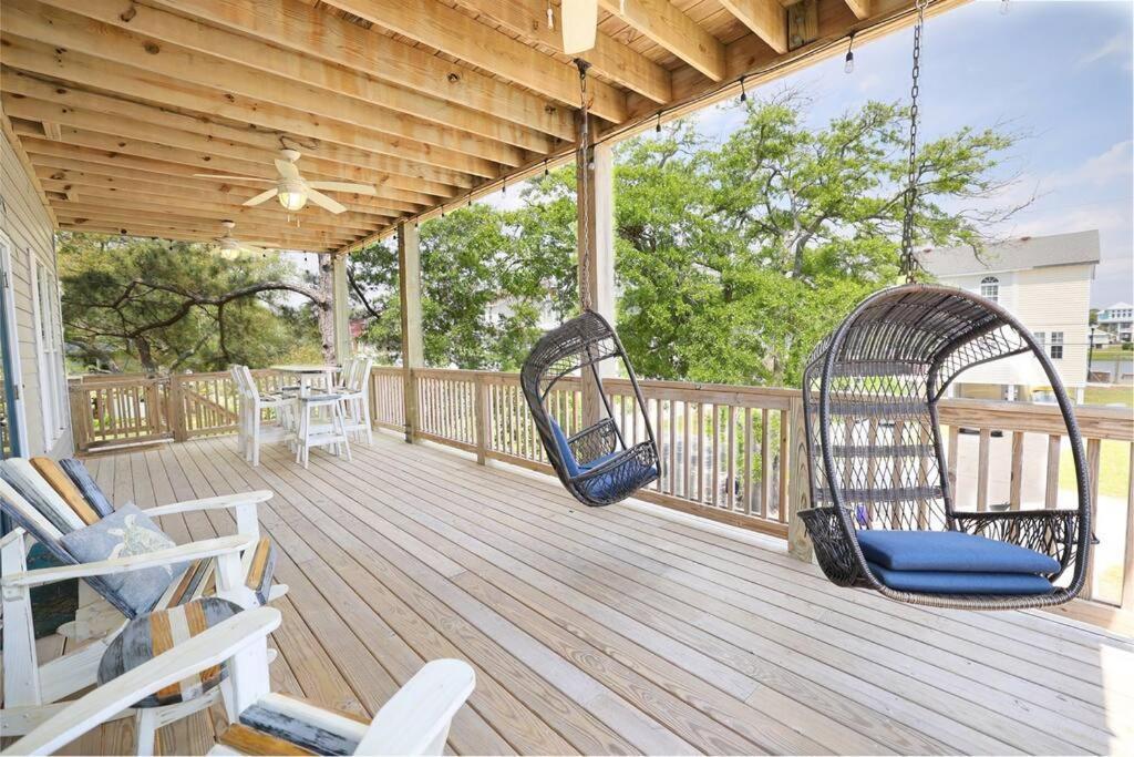 Modern Upscale-house @ Lake-golf Cart Rental-ev Carolina Beach