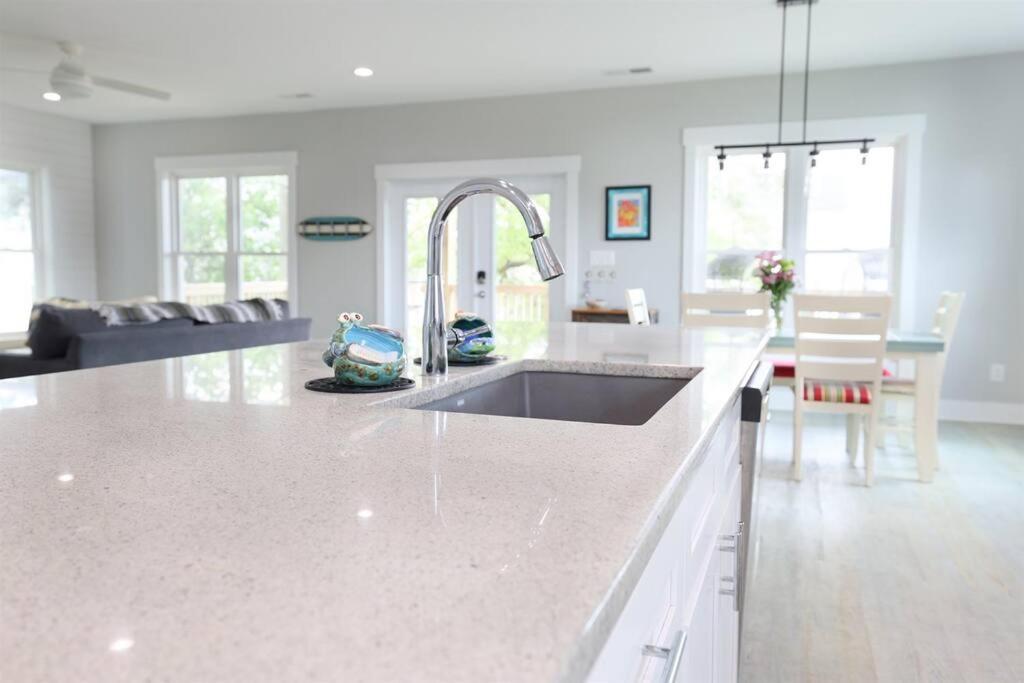 Holiday home Modern Upscale-house @ Lake-golf Cart Rental-ev *