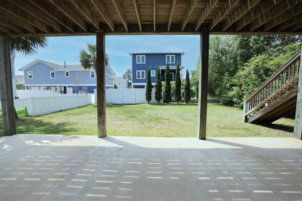 Modern Upscale-house @ Lake-golf Cart Rental-ev Carolina Beach