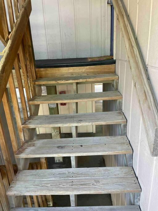 Lovely Condo, Pool, Steps To Beach, Dog Friendly, *