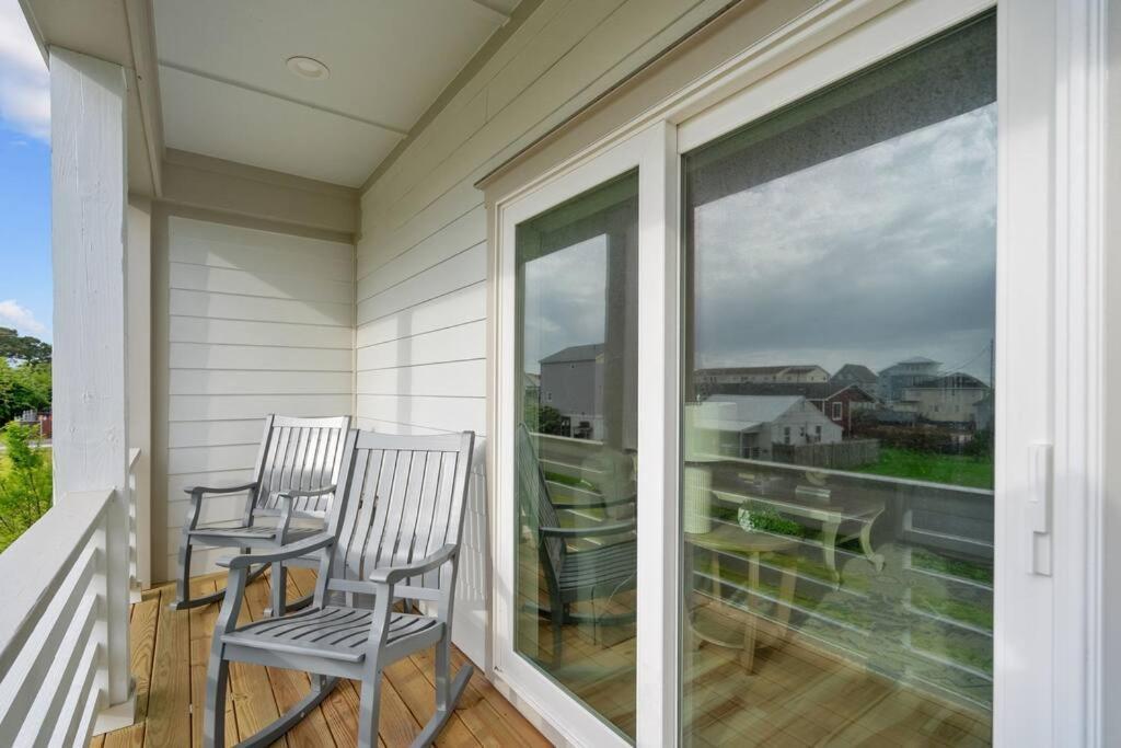 Social & Coastal! Holiday home *