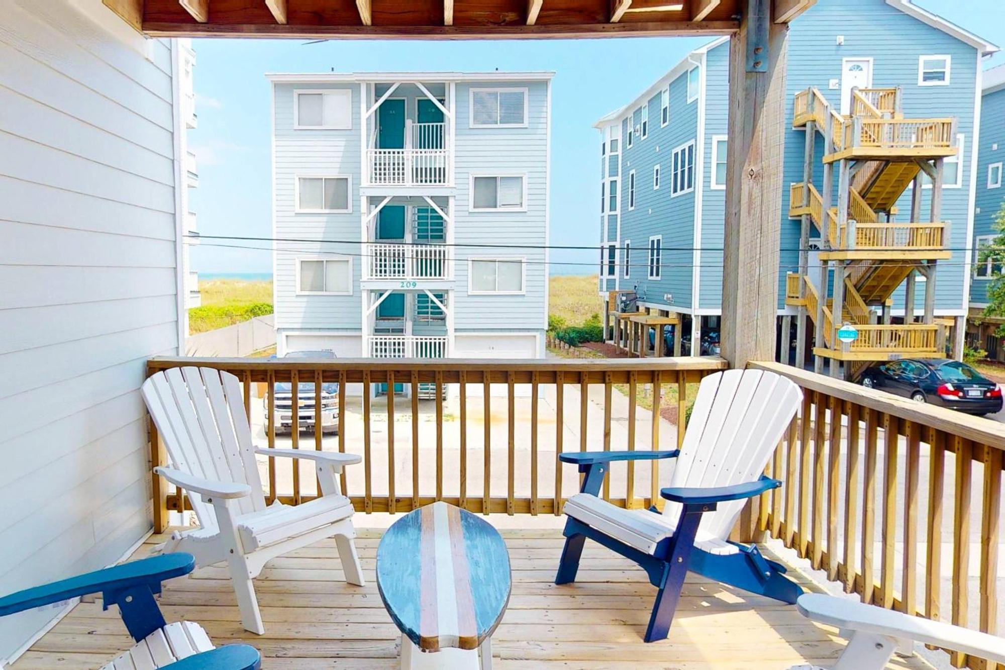 Bleu Pearl * Carolina Beach