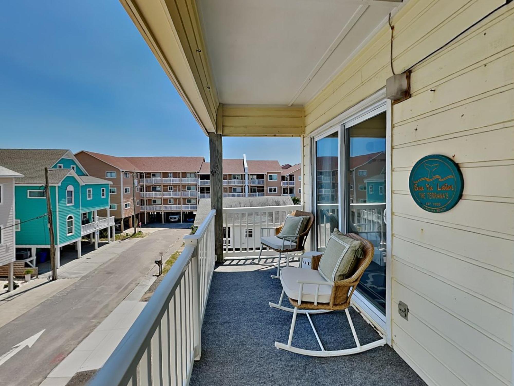 Tropical Winds - Sea Ya' Later Apartment Carolina Beach