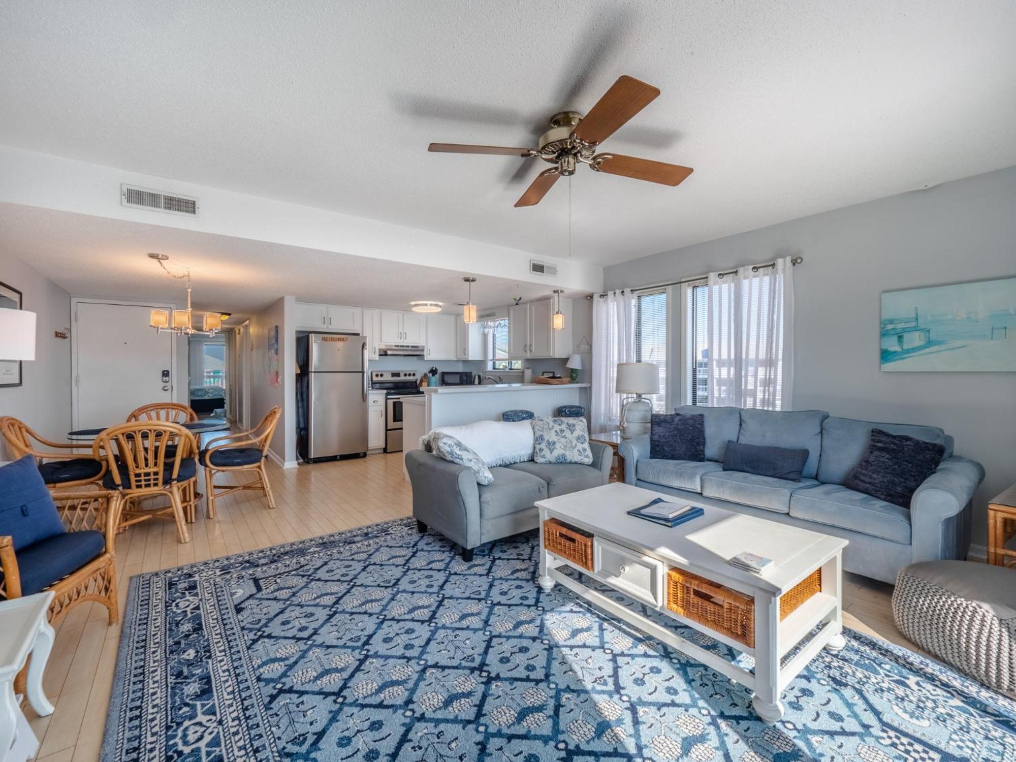 Apartment Sunskipper #6g - At Ease *