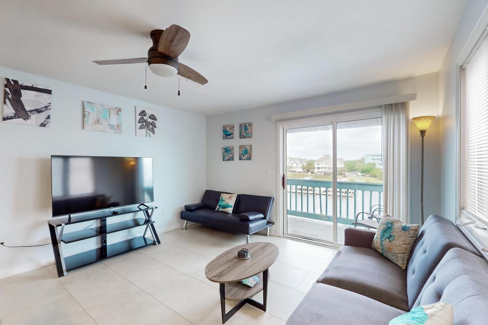 Apartment Charm Of The Canal Carolina Beach