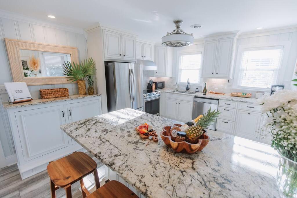 Dreamy 2 Blocks To Beach, Boardwalk &