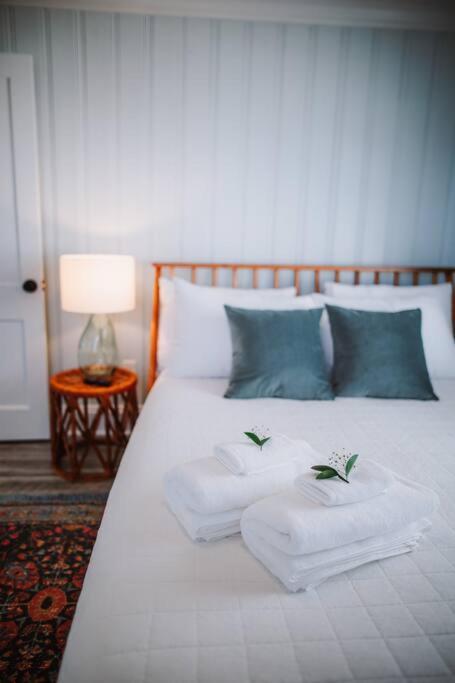 Dreamy 2 Blocks To Beach, Boardwalk & Holiday home *