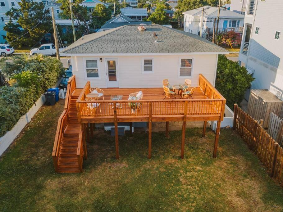 Holiday home Dreamy 2 Blocks To Beach, Boardwalk & *