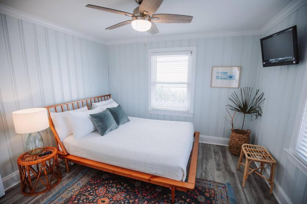 Holiday home Dreamy 2 Blocks To Beach, Boardwalk & *