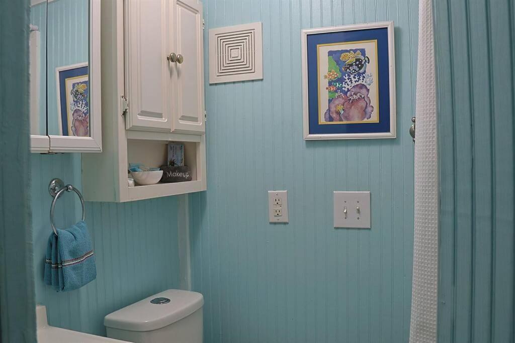 1 Block From & Boardwalk Free Parking Great Porch *