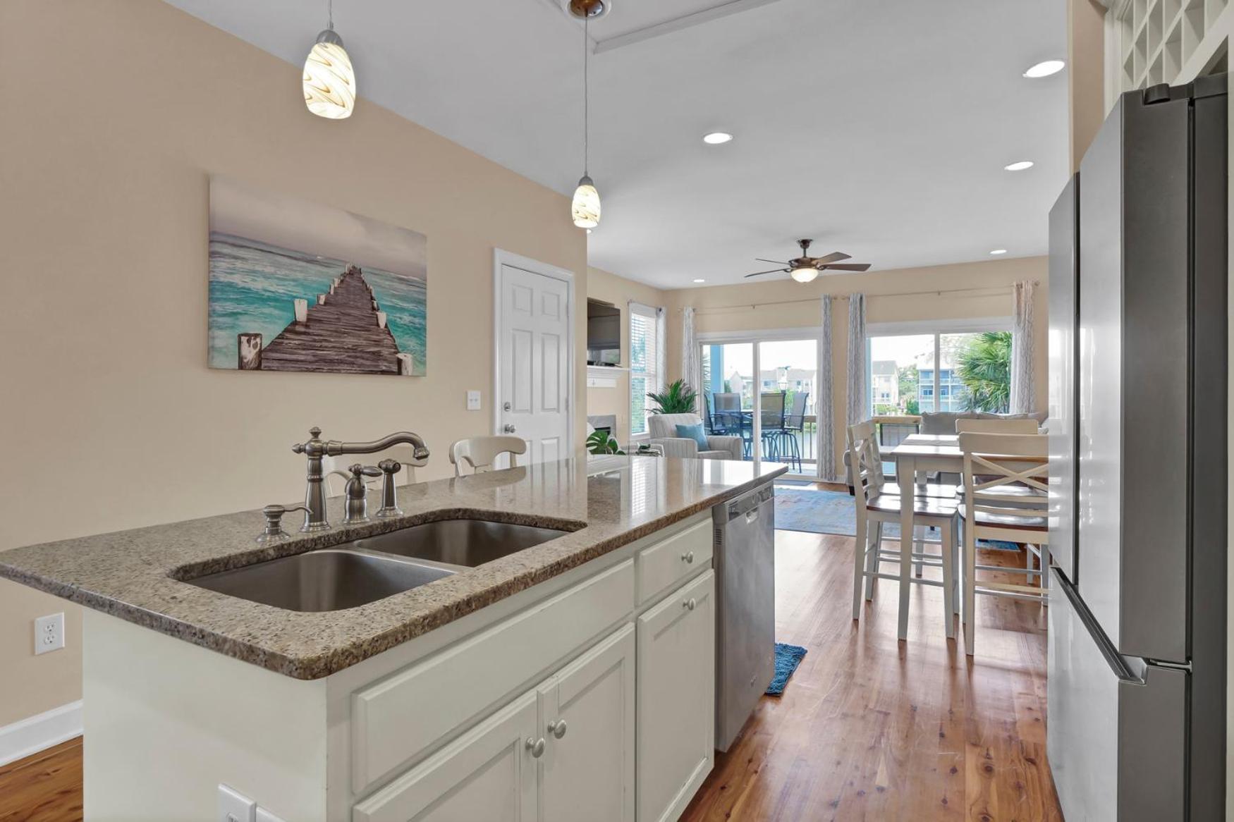 Pelican Pleasure By Sea Scape Holiday home Carolina Beach