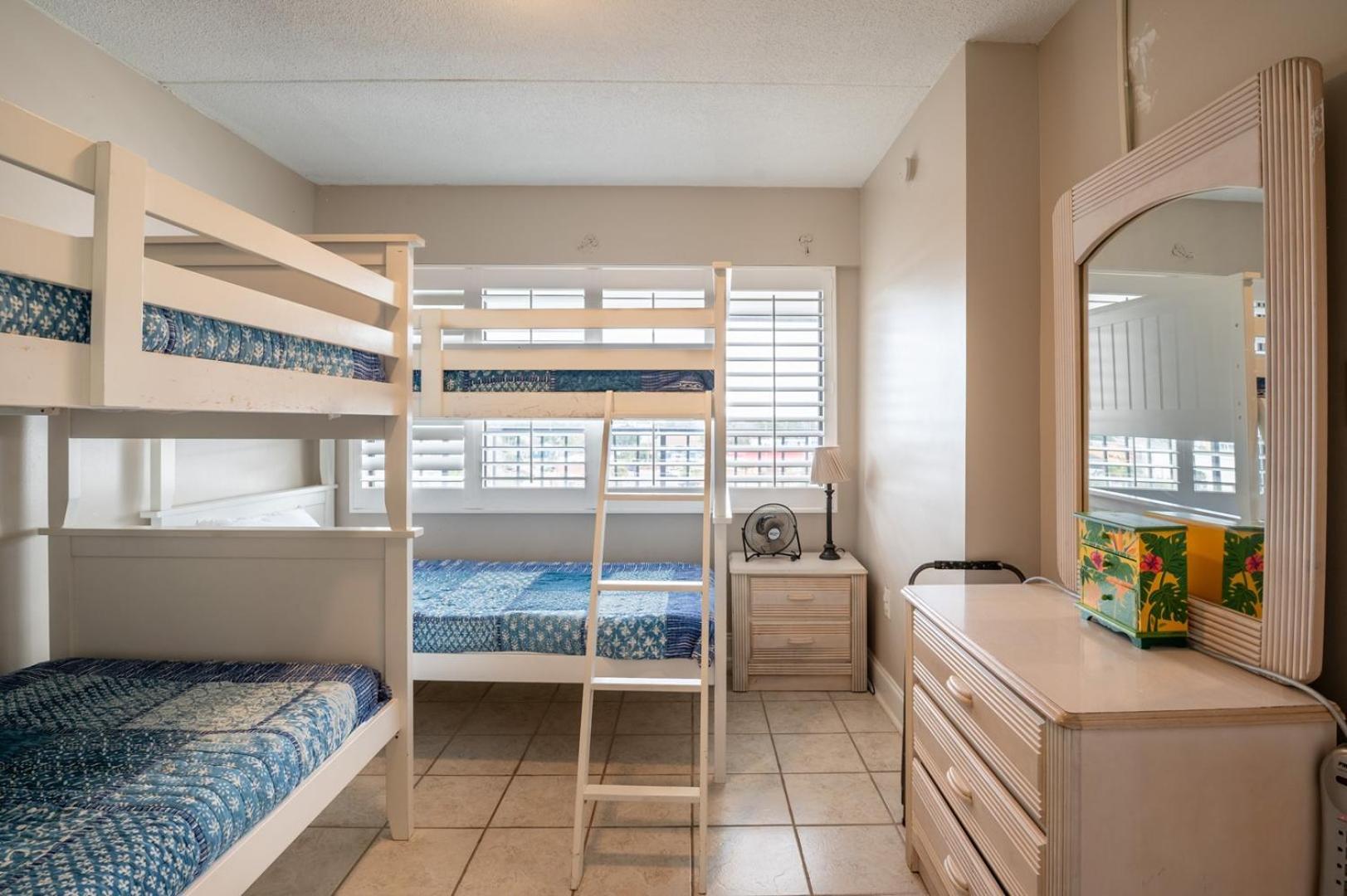 408 * Carolina Beach