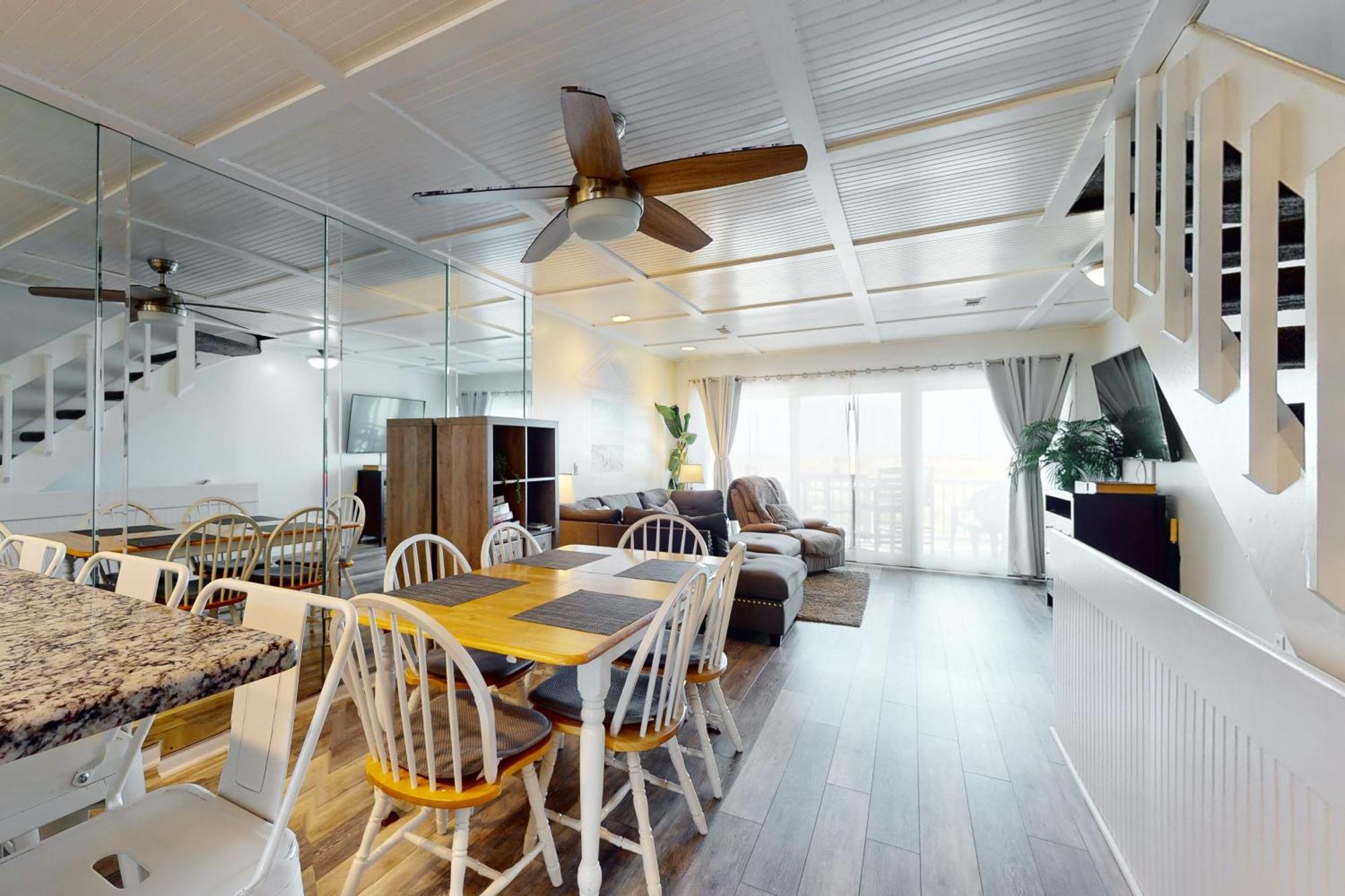 Oceanfront Townhouse *