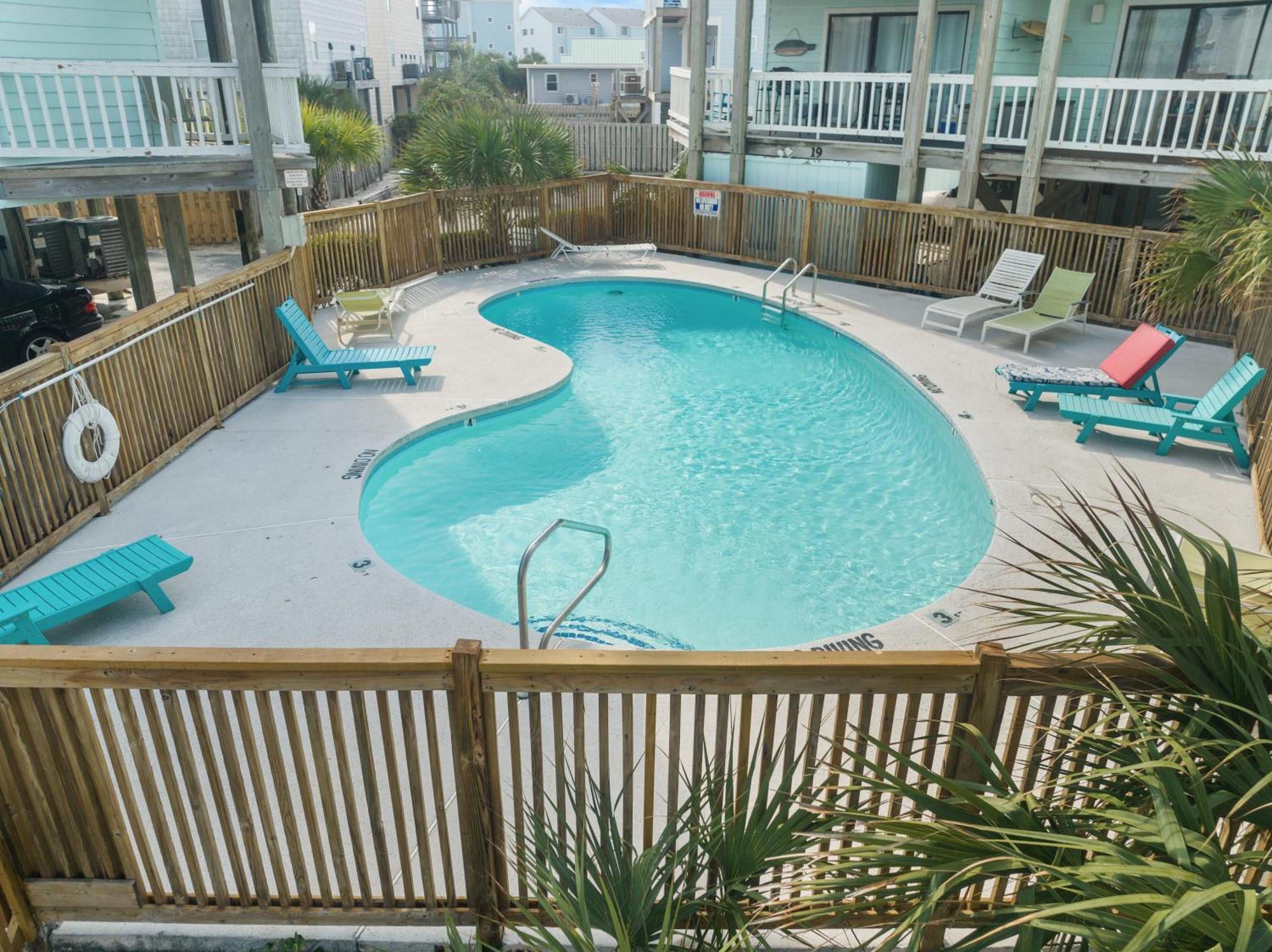 Paradise Found Carolina * Carolina Beach