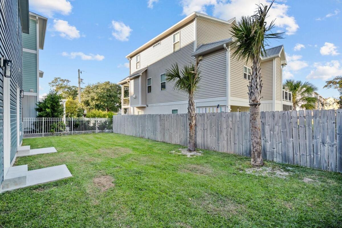Apartment 5 Min Walk To Roof Patio Office Garage Bbq