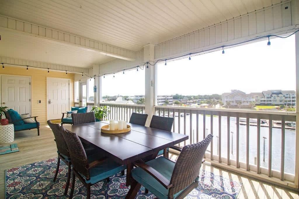 Holiday home Stunning Harbor Views Boat Slip, 2 King Bedrooms, *