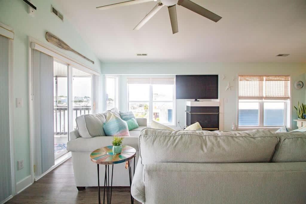 Holiday home Stunning Harbor Views Boat Slip, 2 King Bedrooms,