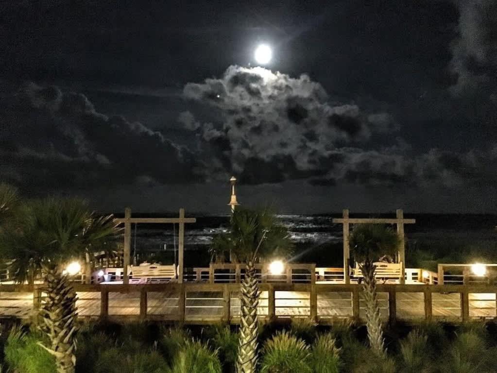 Harbour 17 At The Cb Boardwalk Walk To Everything! * Carolina Beach