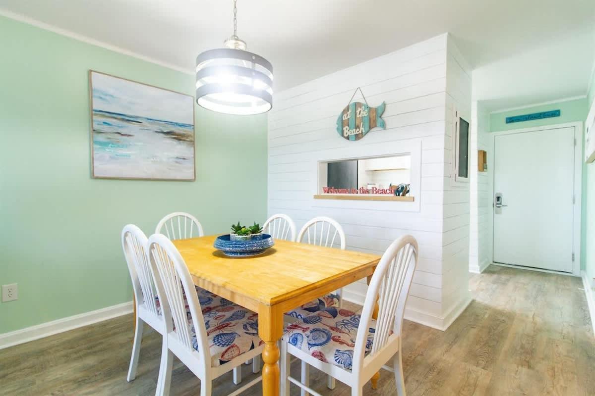 Harbour 16 @ The Carolina Boardwalk - Full Remodel! Holiday home