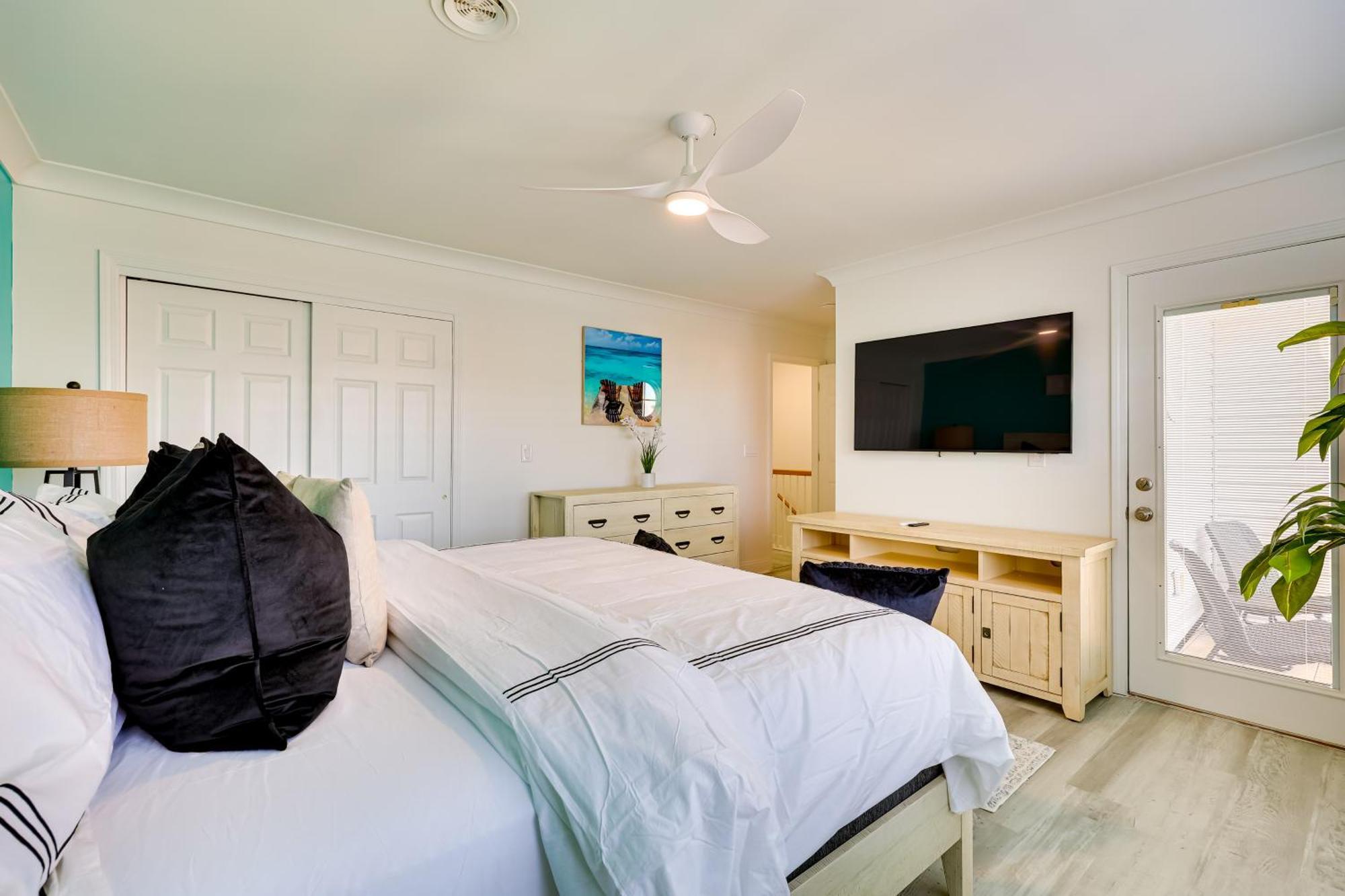 Walk To Ocean Carolina With 2 Balconies Carolina Beach