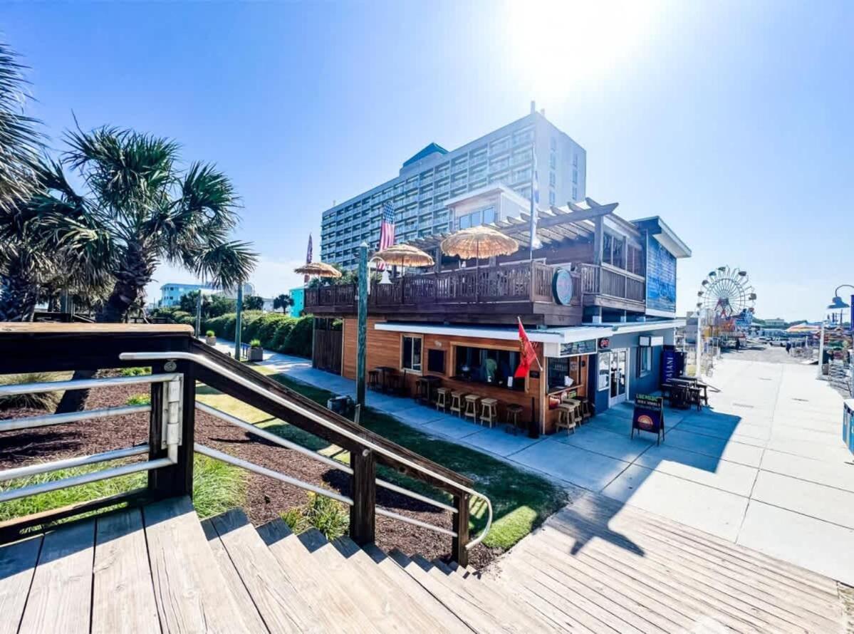 Magnolia At The Boardwalk * Carolina Beach