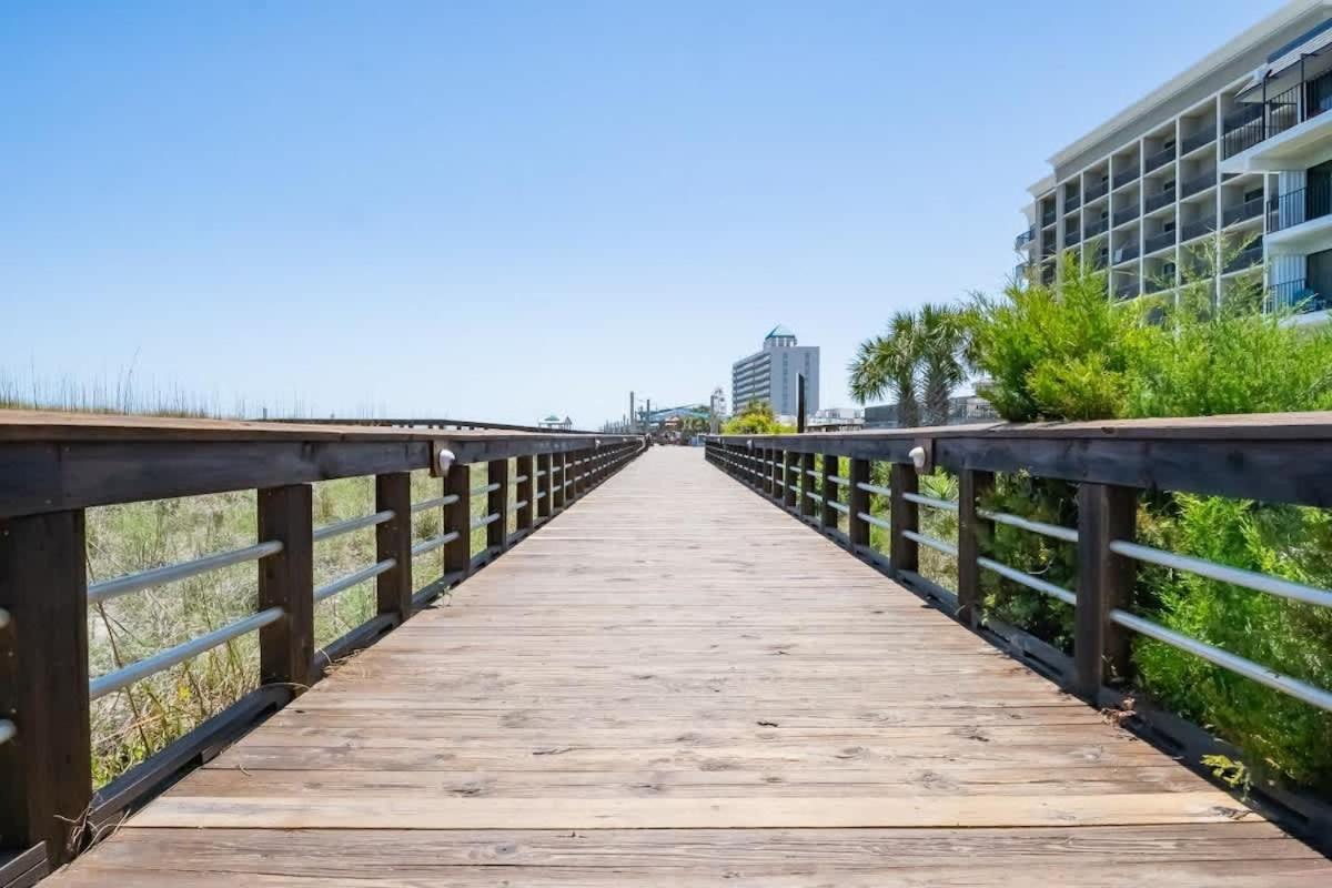 Apartment 213 On The Carolina Boardwalk *