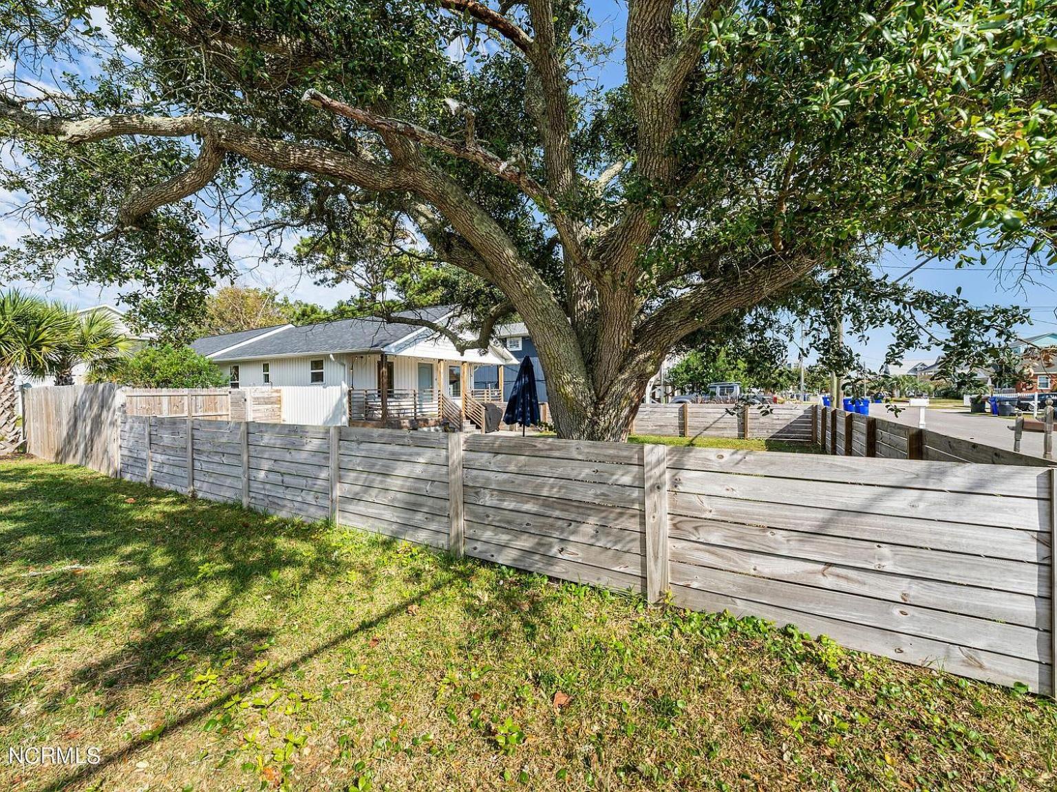 Twin Tides House At Carolina - Unit 1 * Carolina Beach