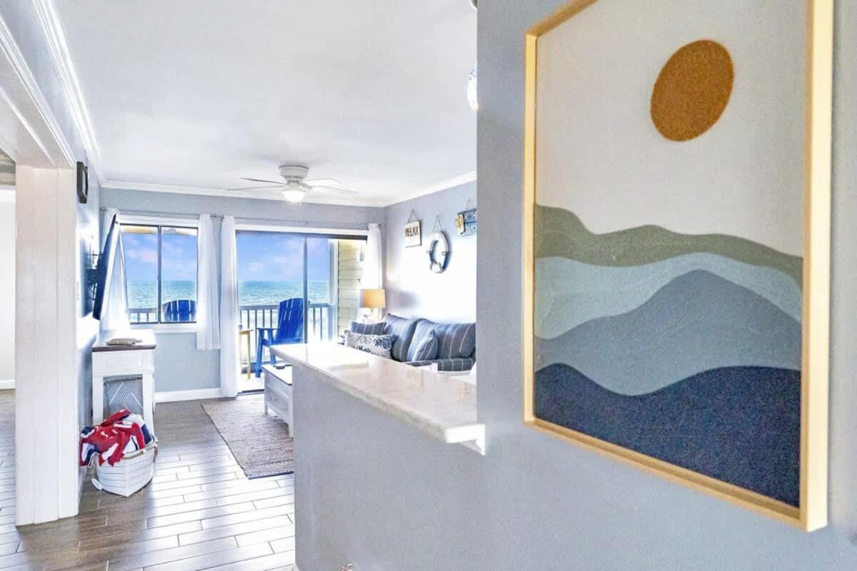 Harbour 38 - The Carolina Boardwalk Apartment